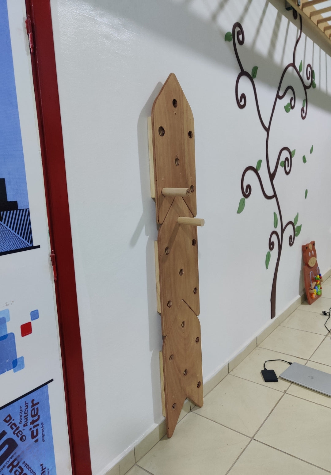 Pegboard en bois – Enfant & Adulte