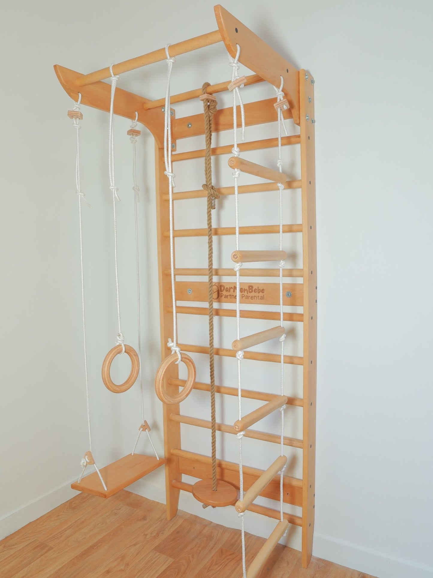 Échelle suédoise bois hêtre vue face - installation gratuite Casablanca Darmonbebe