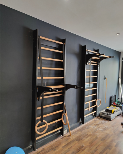 Échelle Murale Fitness avec Barre Amovible — Bois Hêtre