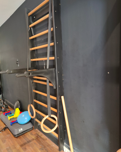 Échelle Murale Fitness avec Barre Amovible — Bois Hêtre