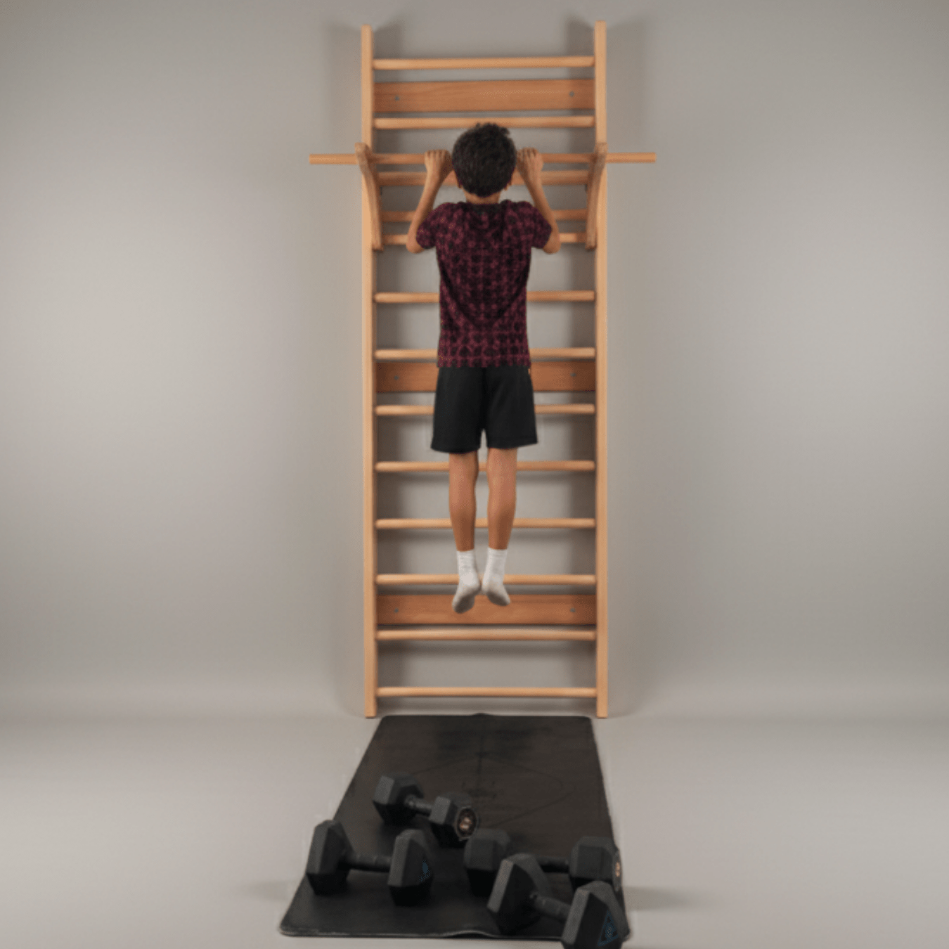 Développement motricité enfant Montessori - échelle gymnastique bois