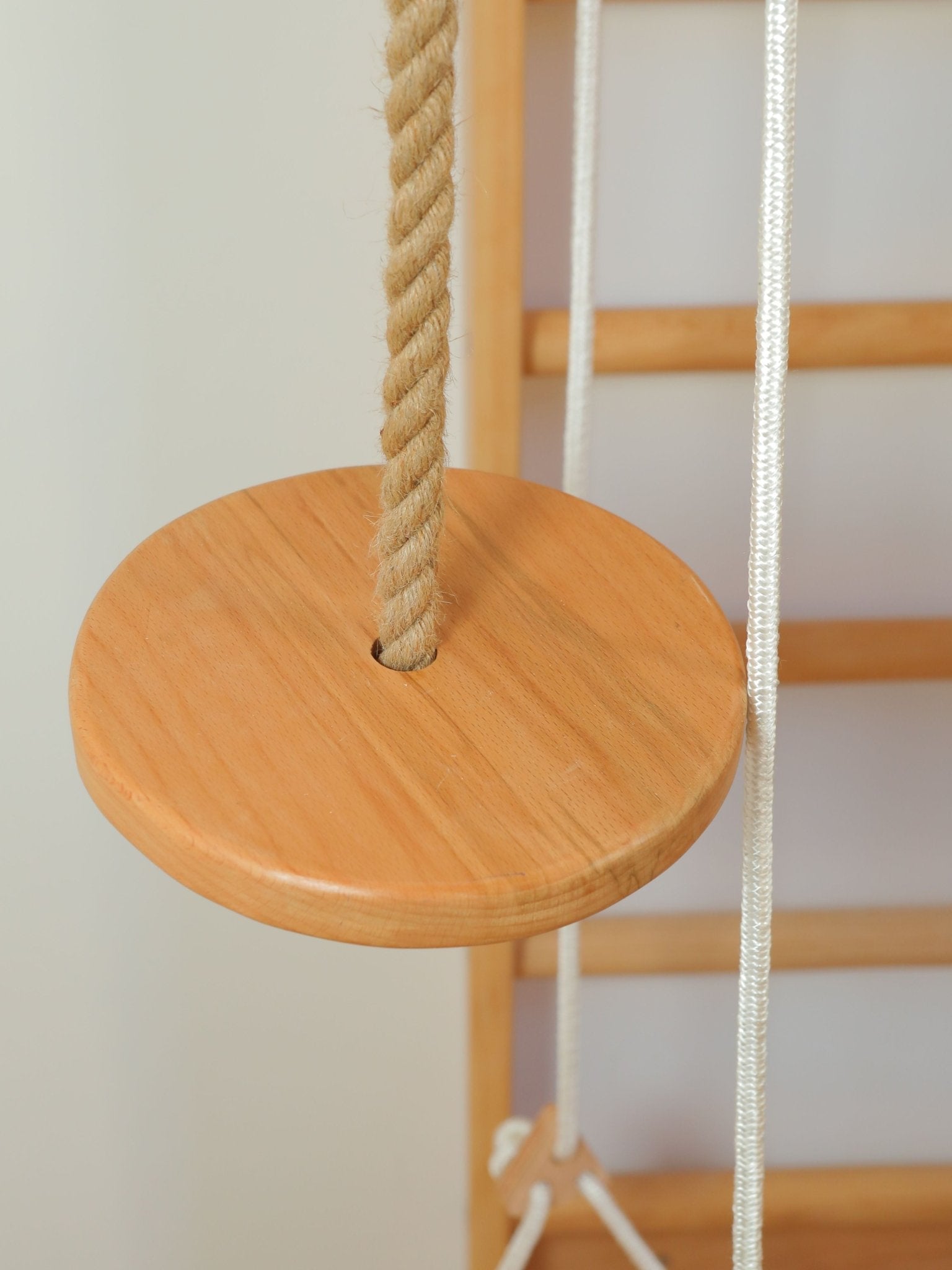 Corde escalade avec disque bois massif - enfant debout ou assis échelle suédoise hêtre
