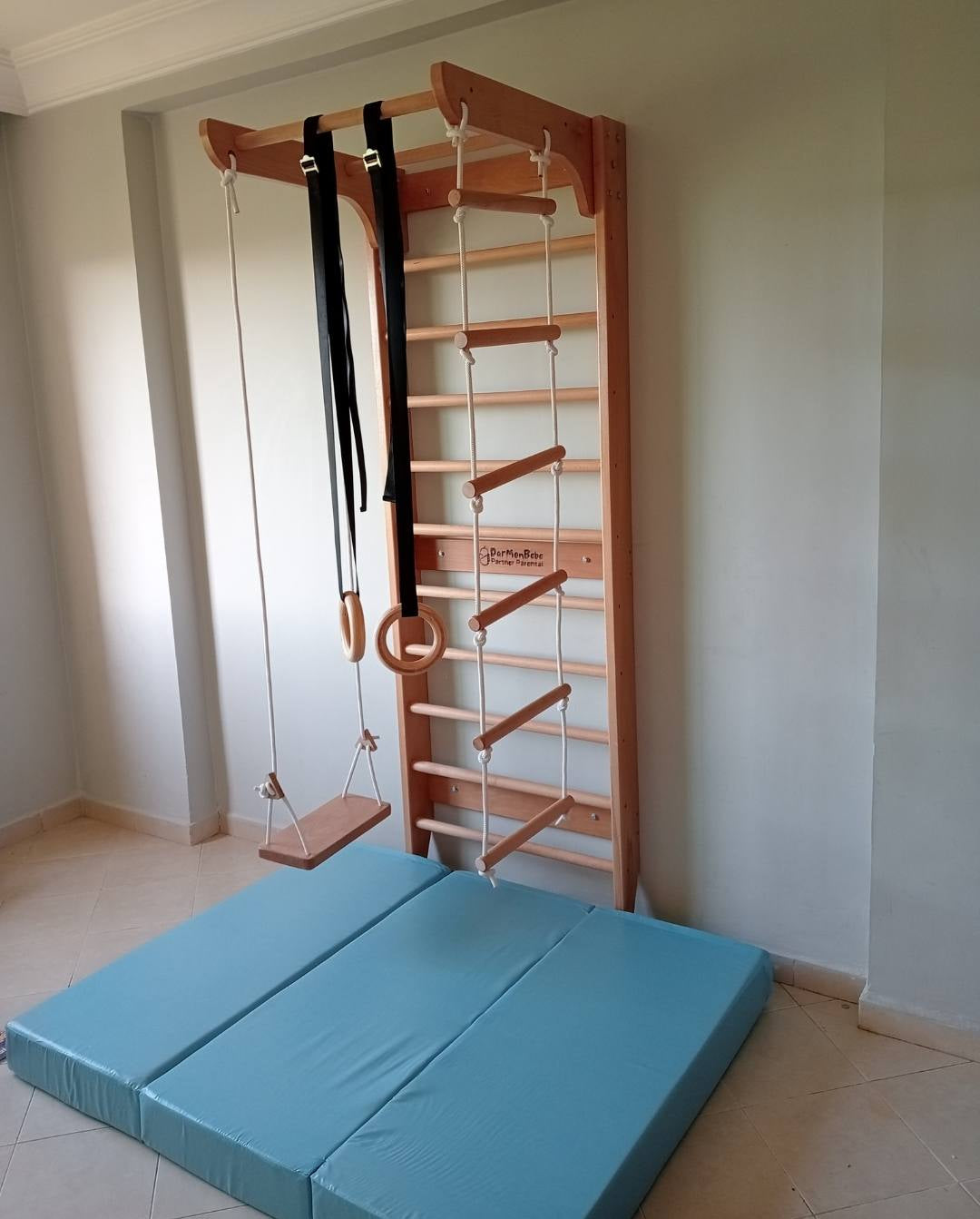 Echelle suédoise avec matelas  de sécuriter